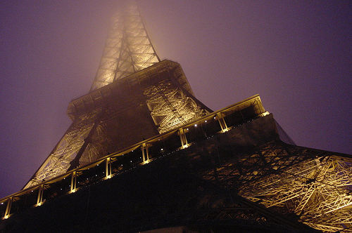 Eiffel Tower at Night, photo by Steven Van Wel